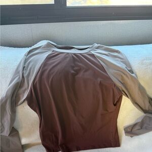 Women's Two-Tone Long Sleeve Top